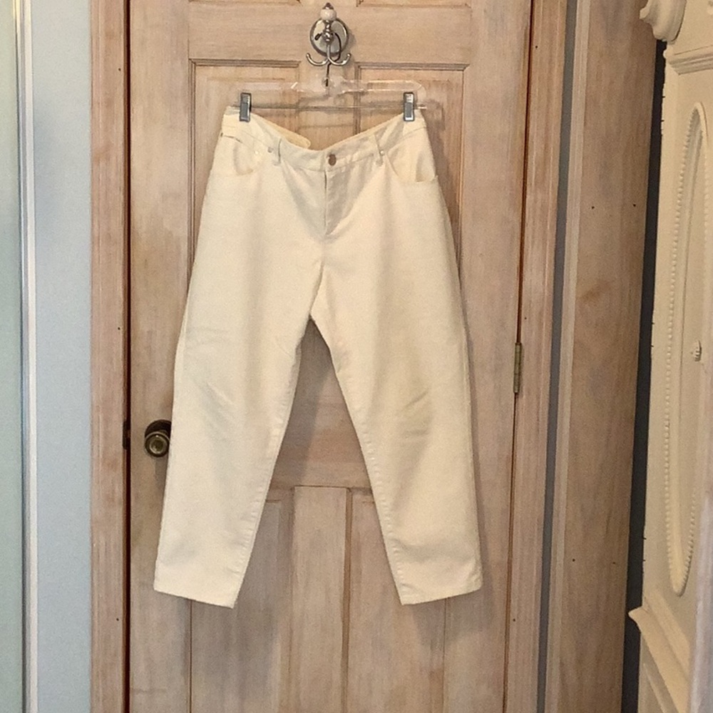 a.n.a White Ankle Straight Jeans